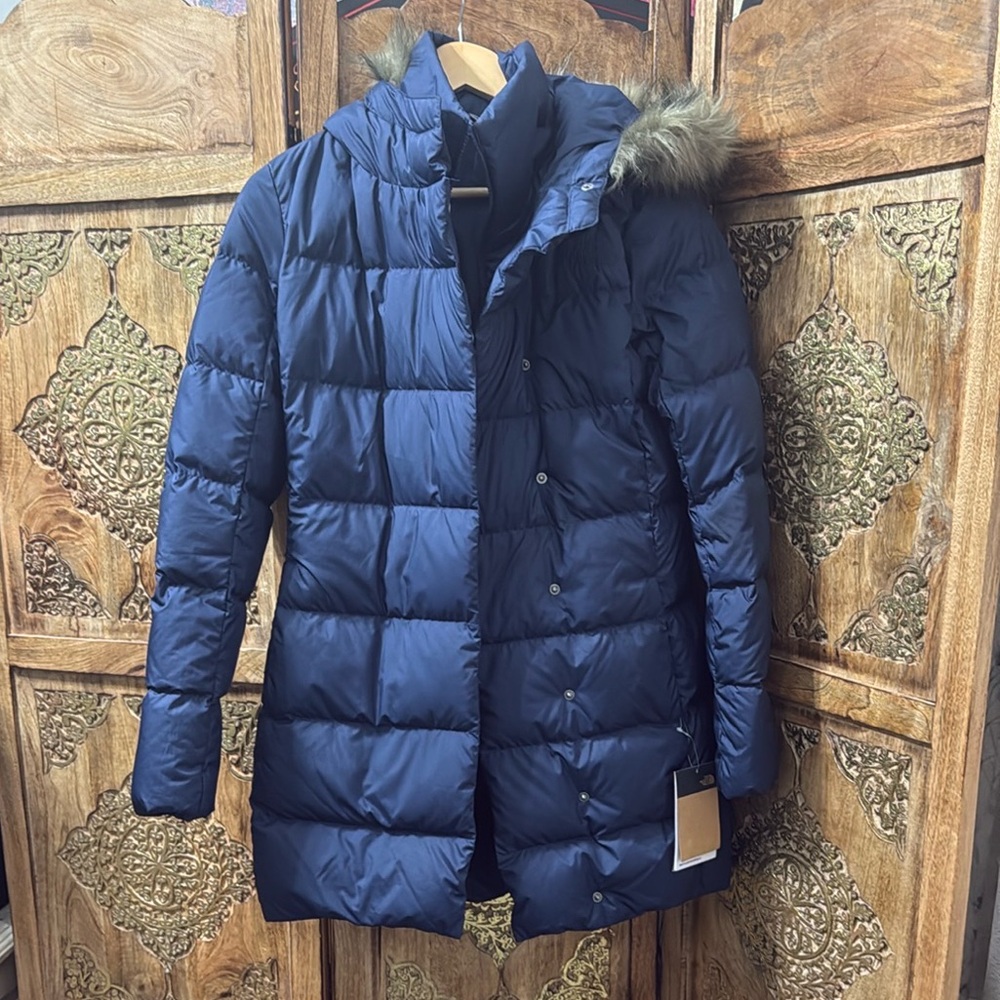 North face Women's Blue Puffer Jacket